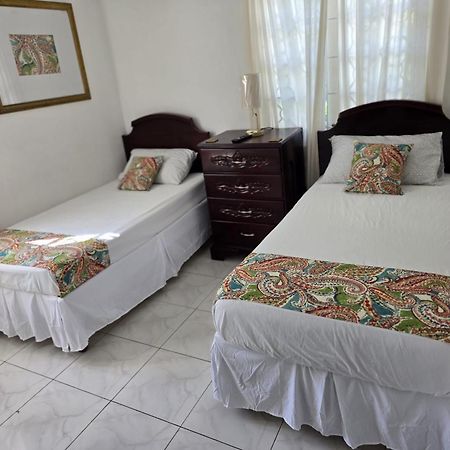 Paradise Palms Jamaica Vacation Rental Montego Bay Exterior foto