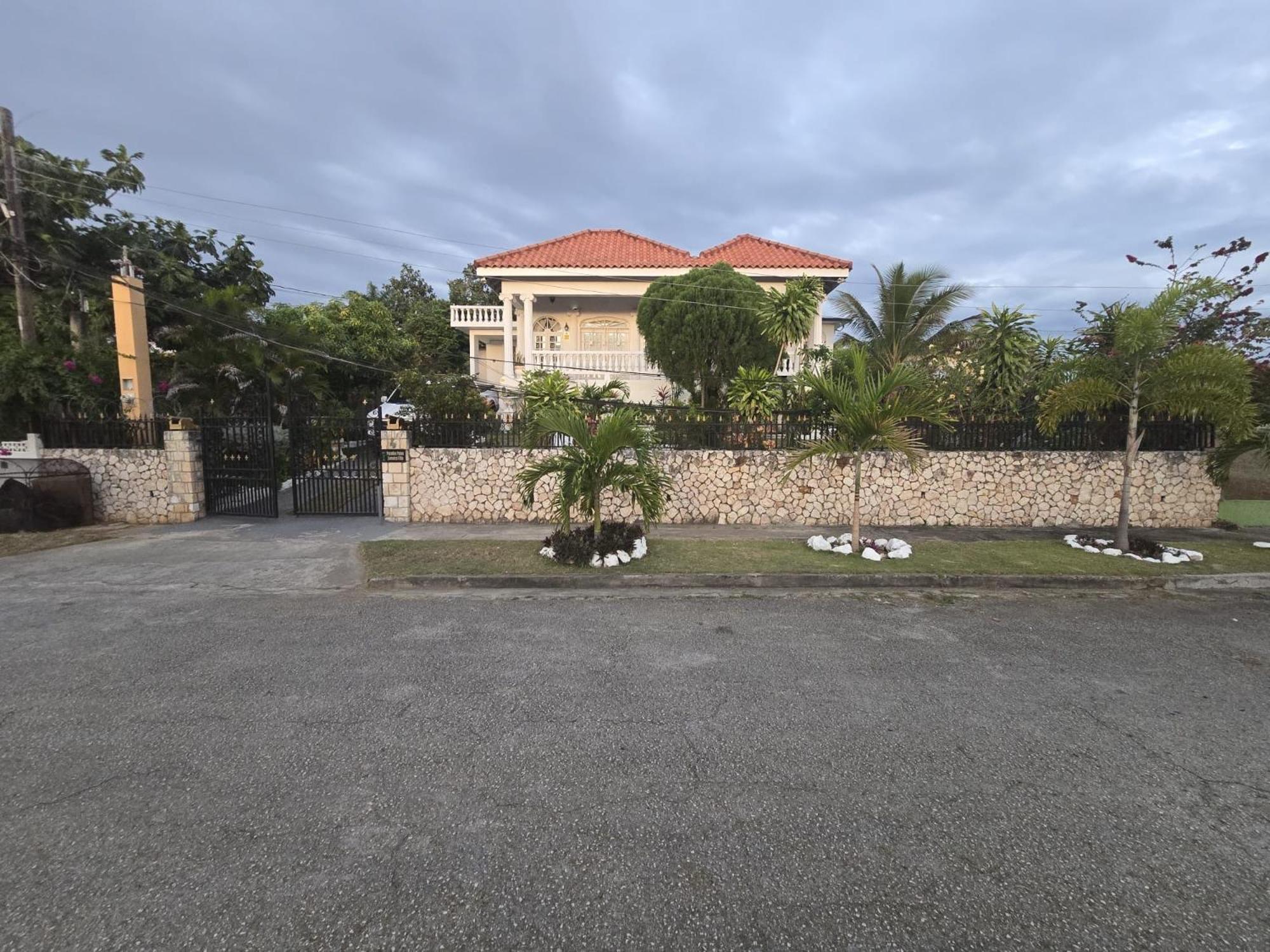Paradise Palms Jamaica Vacation Rental Montego Bay Exterior foto