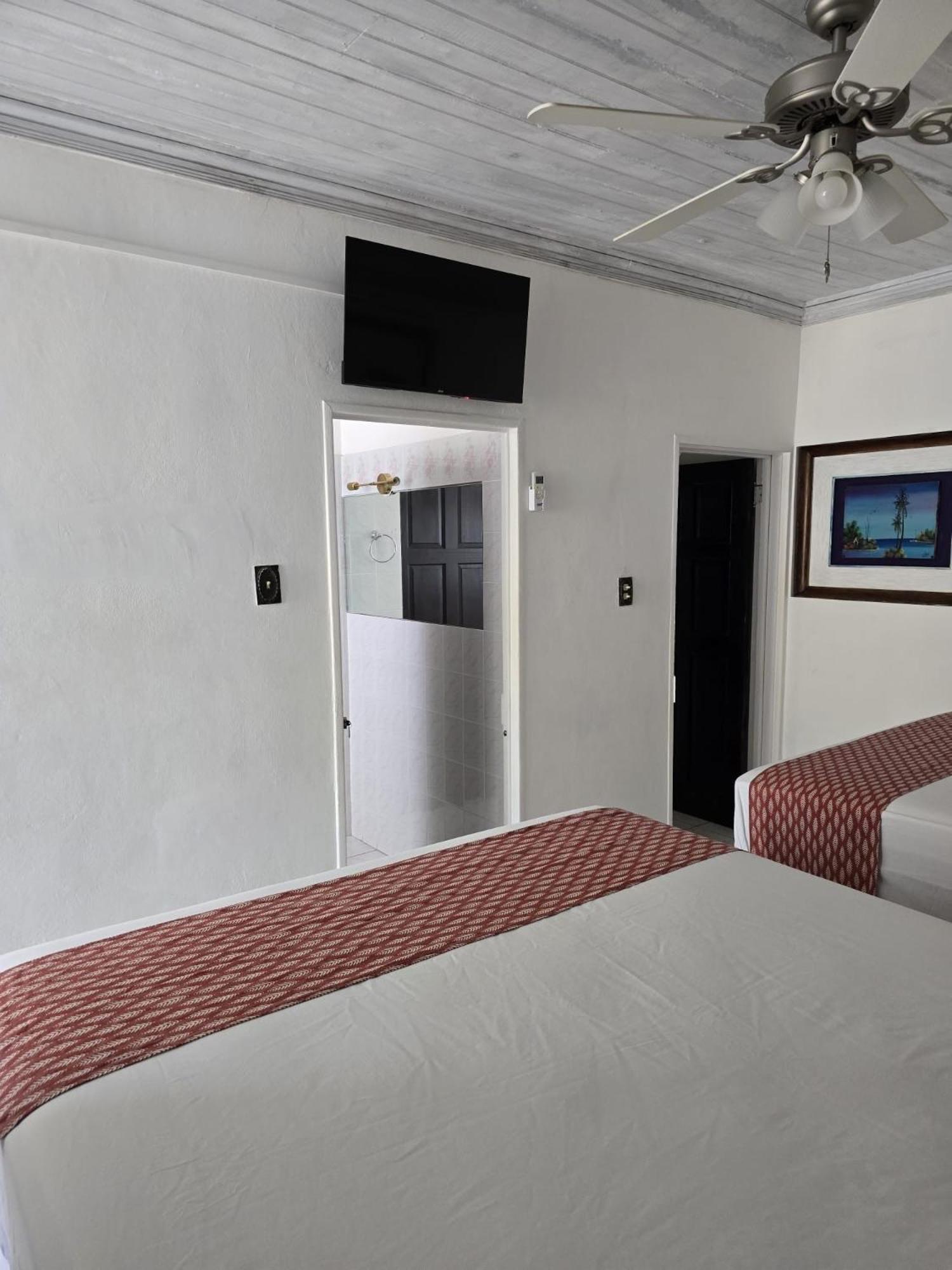 Paradise Palms Jamaica Vacation Rental Montego Bay Exterior foto