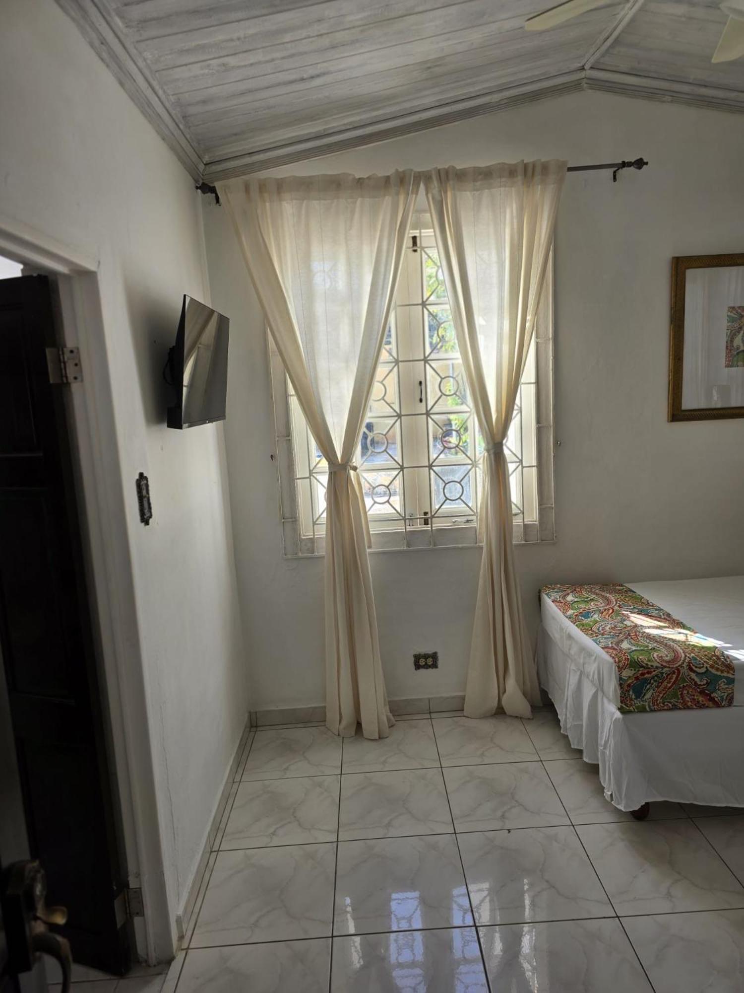 Paradise Palms Jamaica Vacation Rental Montego Bay Exterior foto