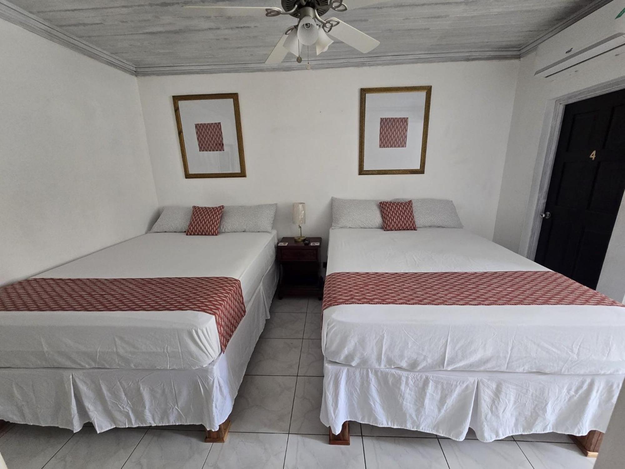 Paradise Palms Jamaica Vacation Rental Montego Bay Exterior foto
