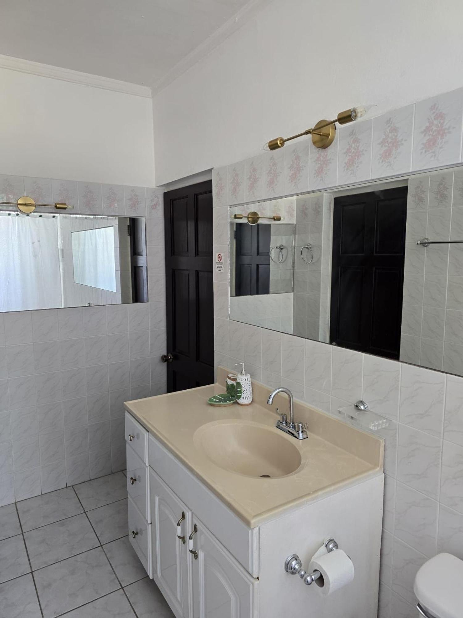 Paradise Palms Jamaica Vacation Rental Montego Bay Exterior foto